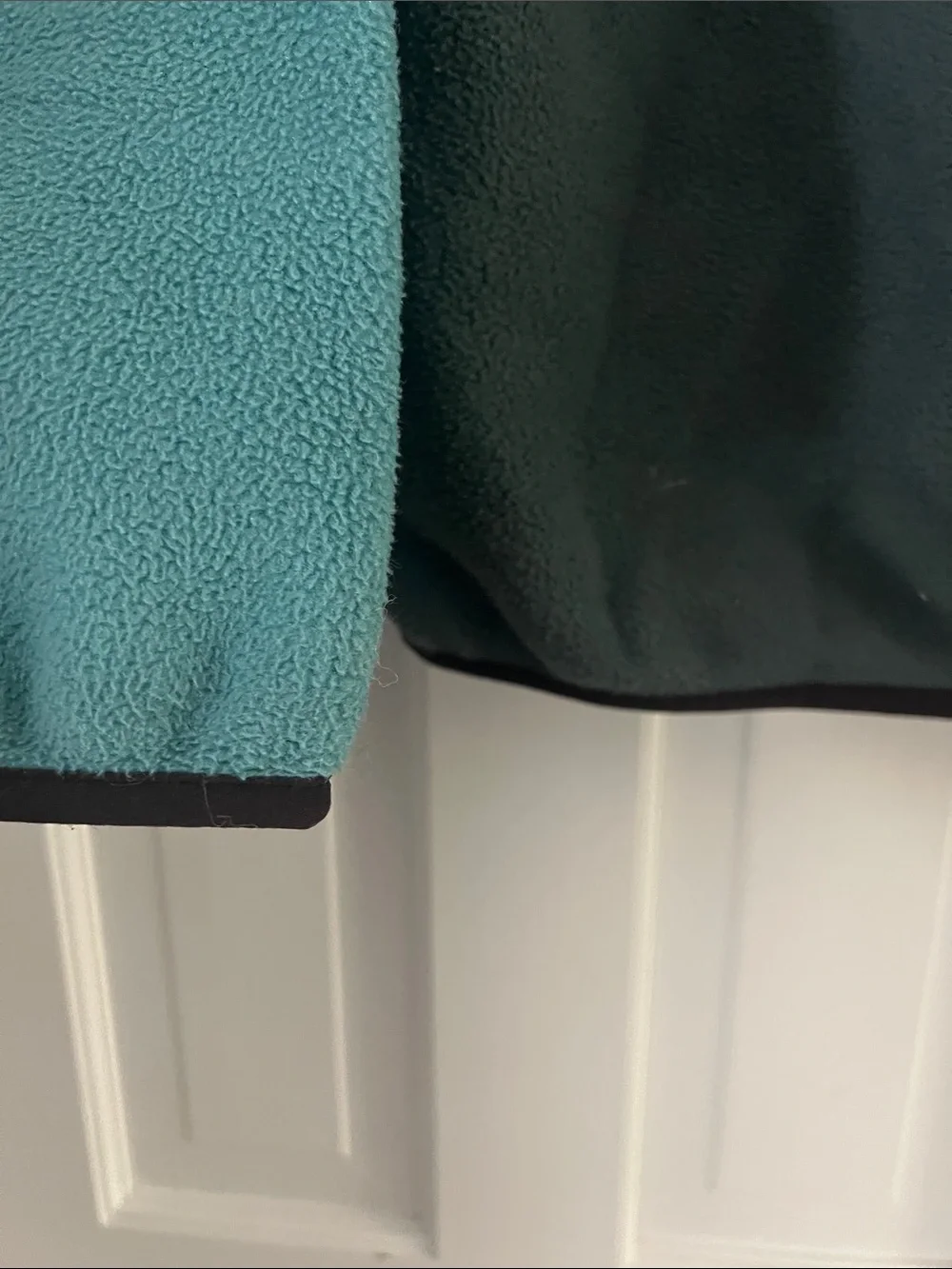 Patagonia Men’s Teal and Dark Green Fleece Snap Pullover